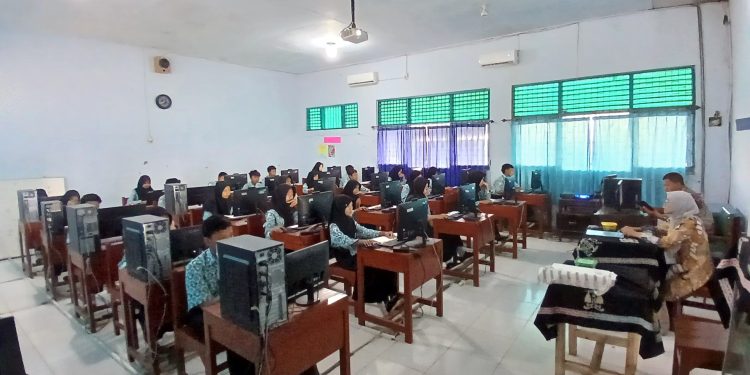 SMP Negeri 6 Laksanakan Program ANBK Dukung Program Kemendikbudristek