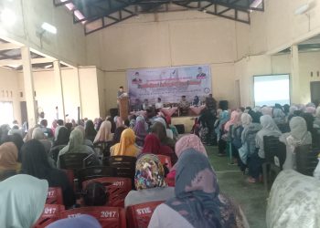 Ade Rezki Pratama Anggota DPR RI bersama Kemnaker RI Sosialisasi Pelatihan Vokasi dan Pemegangan dikampung 3 Mahakarya