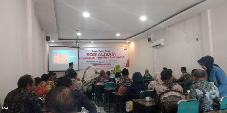 Bawaslu Pasbar Laksanakan Sosialisasi Pengawasan Pemilihan Pertisipatif
