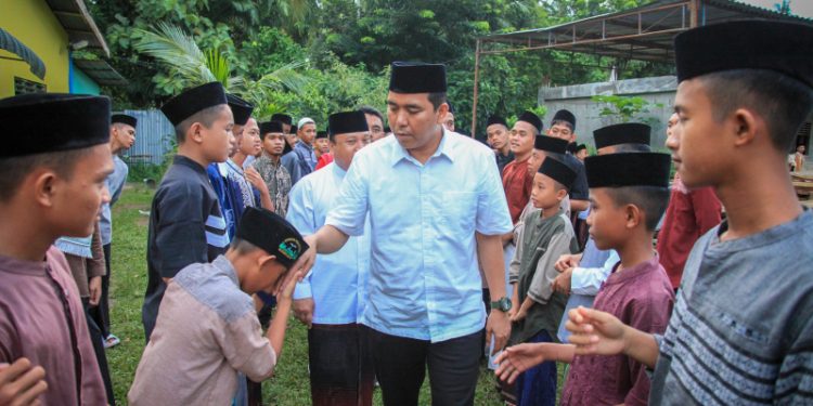 Pesantren Corong Pendidikan Nasional