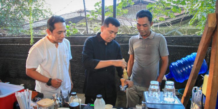 Ternyata Bacawagub Hasan Basri Sagala Bisa Jadi Barista