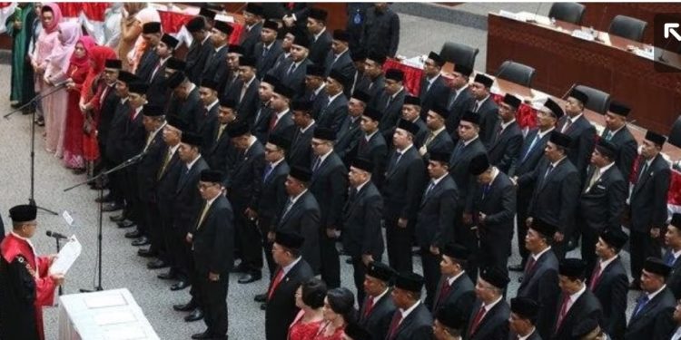 50 Anggota DPRD Kota Medan Periode 2024-2029 Dilantik