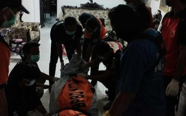 Hasil Autopsi: 3 Tulang Rusuk Eks Bupati Jembrana Patah, Istri Tewas Dibekap