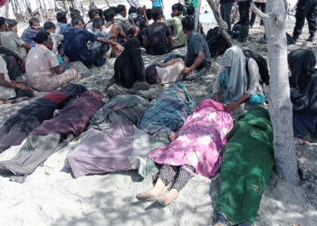 Enam Pengungsi Rohingya Tewas Setelah Terdampar di Pantai Aceh Timur, Warga Berikan Bantuan Darurat