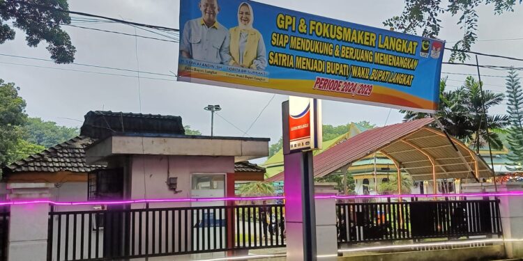 Bawaslu Langkat Tak ‘Bernyali’ Baliho Paslon Terpampang di Perkantoran Pemkab Langkat