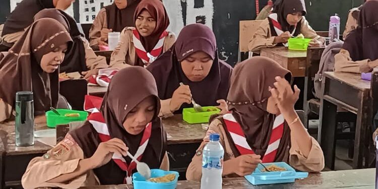 Pentingnya Sarapan dan Senam Pagi Bagi Kalangan Siswa Sekolah.