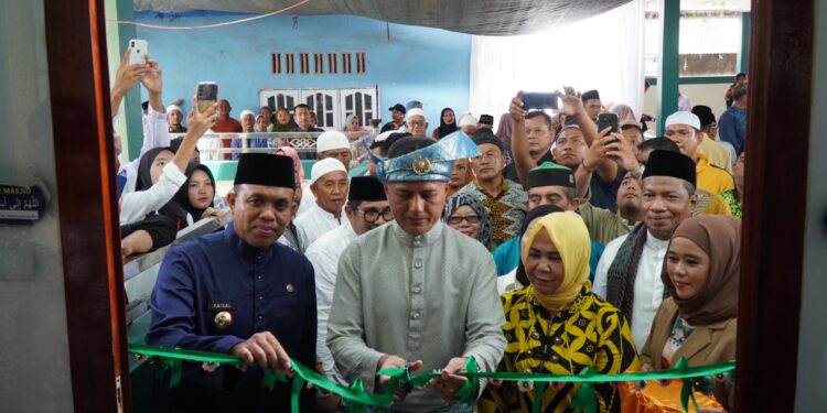 Pj Bupati Langkat Faisal Hasrimy Resmikan Masjid ke-49 Yayasan Haji Anif di Desa Jaring Halus