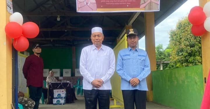 Setelah Mencoblos di TPS 02 Lingkuang Aua Baru, Bupati Hamsuardi bersama Wabup Risnawanto dan Jajaran Forkopimda Lakukan Monitoring ke 8 TPS