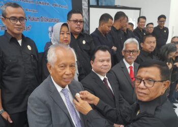 PWI Gugat Dewan Pers: OC Kaligis dan Ronie Sompie Siap Bela Hak Hukum Jurnalis Indonesia