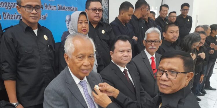 PWI Gugat Dewan Pers: OC Kaligis dan Ronie Sompie Siap Bela Hak Hukum Jurnalis Indonesia