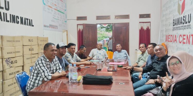 Calon Bupati Madina Harun Mustafa Nasution Berikan Klarifikasi ke Bawaslu: “Ini adalah Semangat Baru”