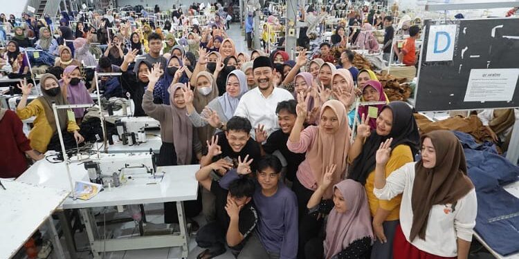 Calon Bupati Pemalang Anom Widiyantoro: Kunci Masuknya Investor Adalah Akses Jalan yang Bagus