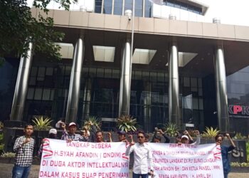 Puluhan Aktivis Tuntut KPK Periksa Syah Afandin dalam Dugaan Kasus Seleksi Guru PPPK Langkat
