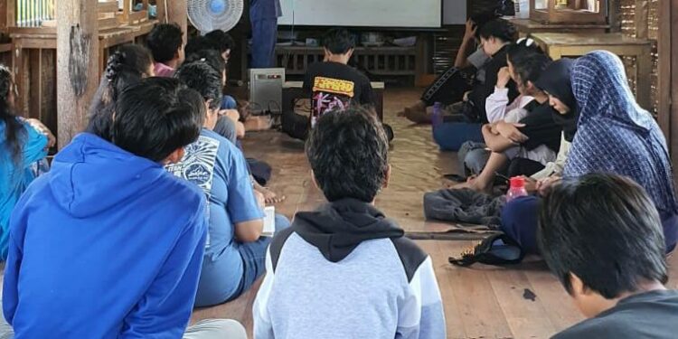 Generasi Muda Terinspirasi Kartini: Mengikis Jejak Kolonialisme Lewat Pendidikan dan Kesadaran Budaya