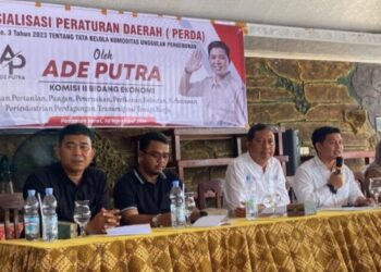 Anggota DPRD Pasbar dampingi Anggota DPRD Sumbar Sosialisasi Perda