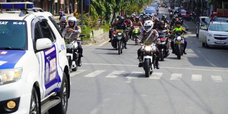Antisipasi Gangguan Kamtibmas, Pj Bupati Langkat Pimpin Patroli Skala Besar Jelang Pilkada 2024