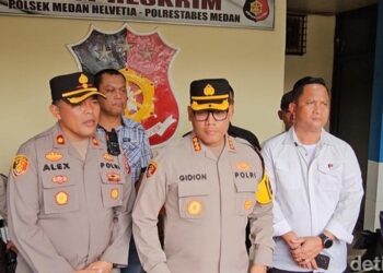 Lempar Helm-Sajam ke Polisi Saat Ditangkap, Begal Sadis di Medan Ditembak