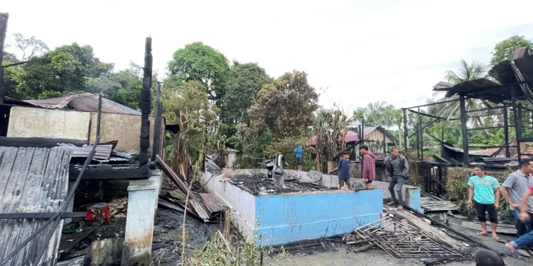 Syah Afandin Bupati Langkat Terpilih, Bantu Korban Kebakaran di Stabat