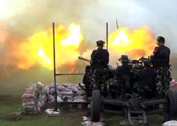 TNI AD Latihan Perang Senjata Berat Pemusnah Pesawat