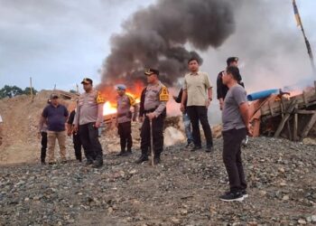 Polisi Tutup Tambang Emas Ilegal Seluas 3 Hektare di Mandailing Natal, Puluhan Mesin Disita