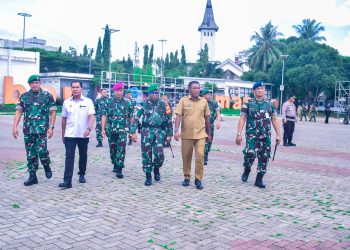 Danrem 151/Binaiya Hadiri Apel Gelar Pasukan PAM VVIP Kunjungan Wakil Presiden RI ke Maluku