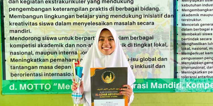 Khansa Syahputri Siswi MAN 1 Langkat Berprestasi di Lomba Pidato Bahasa Arab Al Azhar Asy-Syarif Fest
