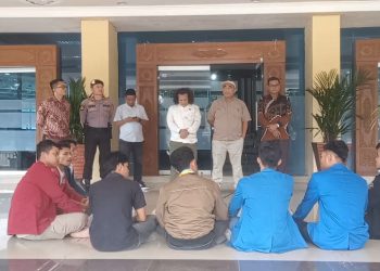 Mahasiswa Pasaman Barat Desak DPRD Pasbar Gunakan Hak Angket