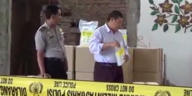 Polisi Gerebek Pabrik Air Zamzam Palsu di Batang, Ribuan Liter Diamankan