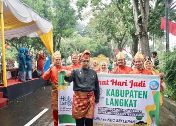 Pj Bupati Langkat Lepas Karnaval Budaya 14 Etnik, Meriahkan HUT ke-275 Kabupaten Langkat