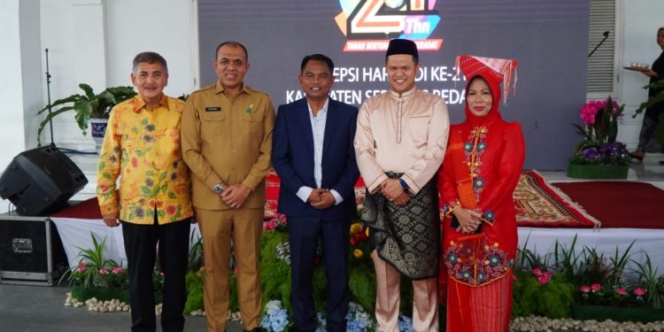 Pj Bupati Langkat Hadiri HUT Sergai ke-21