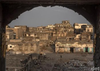 Reaksi Houthi Usai Ditetapkan Trump Sebagai Organisasi Teroris