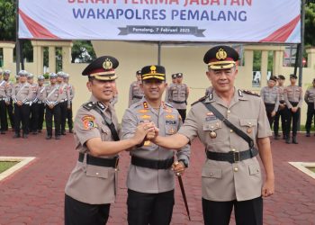 Serah Terima Jabatan Wakapolres Pemalang: Kompol Eddy Purnama Lilah Gantikan Kompol Agus Santoso