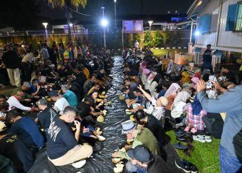 Ratusan Insan Pers Meriahkan “Durian Party PWI” di Rumah Singgah Tuan Kadi Pekanbaru