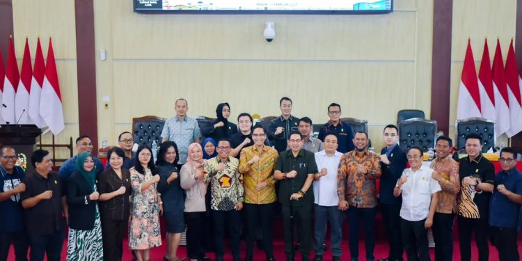 Wali Kota dan Wakil Wali Kota Medan Terpilih Hadiri Rapat Paripurna DPRD Pasca Putusan MK