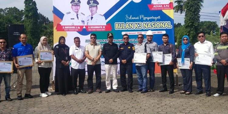 Peringatan K3 tingkat Pasbar, 12 Perusahaan zero accident diberi penghargaan