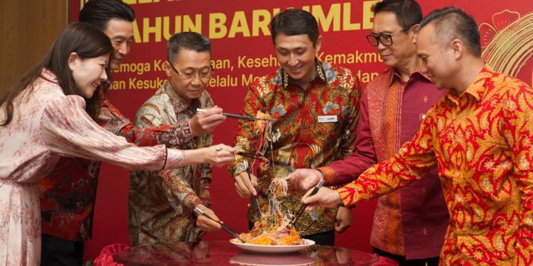 Jajaran Direksi dan Senior Manajemen PT Bank Danamon Indonesia Tbk Menghadiri Acara Chinese New Year Dinner.