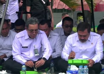 Menteri Imigrasi dan Pemasyarakatan Makan Siang Bersama Warga Binaan Rutan Cipinang