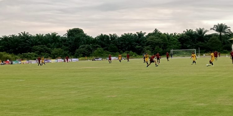 Kapolres Pasbar AKBP Agung Tribawanto Buka secara resmi Kapolres Cup 1, Pertandingan Perdana Fadhila FC Vs NMC86