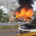 Bus Pelangi Hangus Terbakar di Tol Kualanamu Setelah Ditabrak Hilux, Seluruh Penumpang Selamat