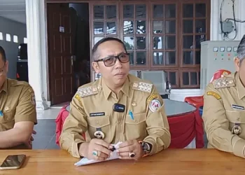 Ribuan Honorer di Taput Tak Terima Gaji Tiga Bulan, Malah Diberhentikan