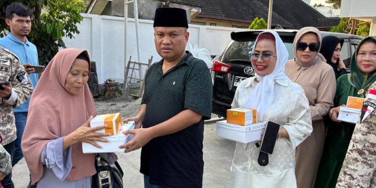 DPD Gerindra Sumut Berbagi Takjil, Wujud Kepedulian di Bulan Ramadan