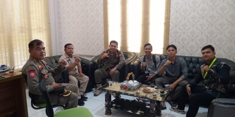 DEMA STAI YAPTIP Pasbar Soroti Maraknya Cafe Karaoke yang Menyediakan Alkohol dan LC
