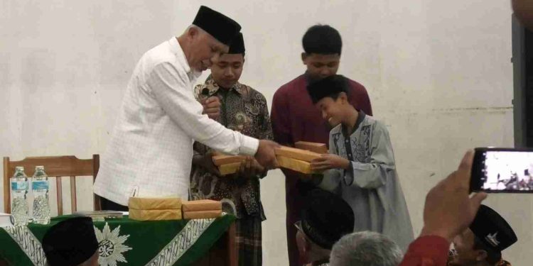 Gubernur Sumbar Safari Ramadan di Masjid Taqwa Muhammadiyah, Pasaman Barat