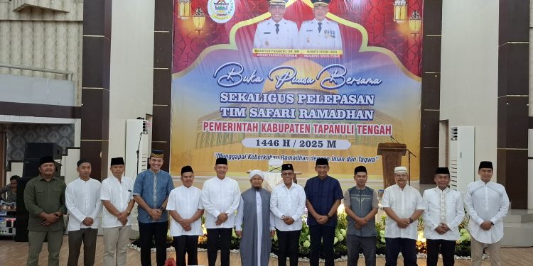 Bupati Masinton Pasaribu Lepas Tim Safari Ramadan 1446 H