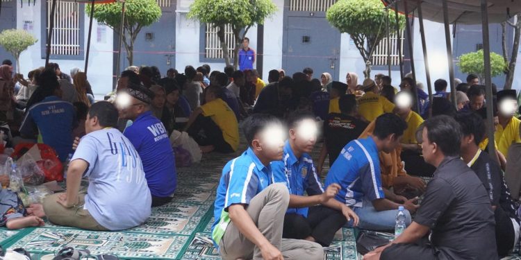 Suasana Haru Warnai Buka Puasa Bersama di Rutan Pemalang