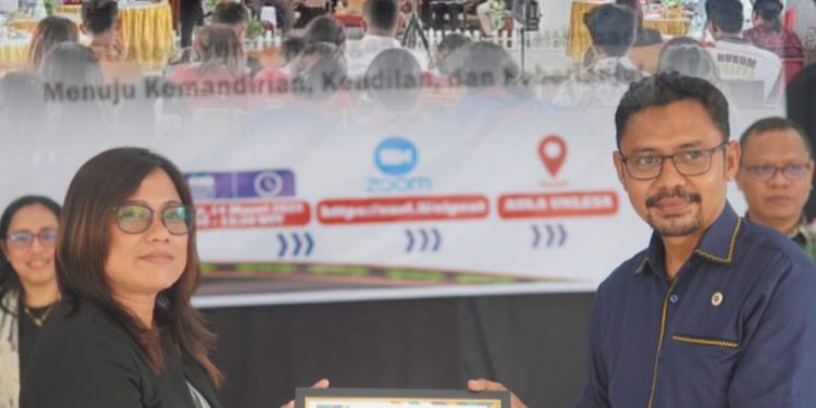 Peran Strategis Media dalam Pengembangan Ekonomi Tanimbar, Simon Lolonlun: Tanpa Media, Kebijakan Bisa Salah Sasaran