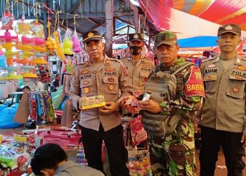 Polsek Kinali Gelar Razia Petasan di Pasar Durian Kilangan dan Padang Canduh Pasaman Barat