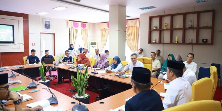 Pemkot Solok Gelar Kick Off Meeting Universal Coverage Jamsostek 2025