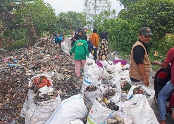 AMPHIBI Galang Aksi Peduli Lingkungan di Bulan Ramadhan, Tukar Sampah dengan Minyak Goreng
