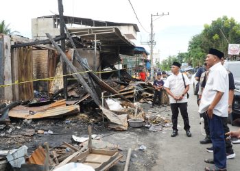 Bupati Langkat Salurkan Bantuan Korban Kebakaran di Bahorok